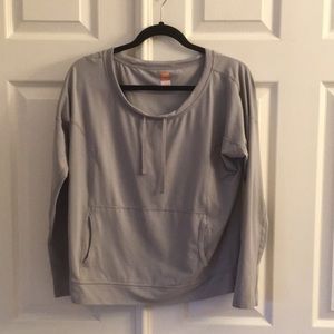 Long Sleeve Athletic Top with Pockets
